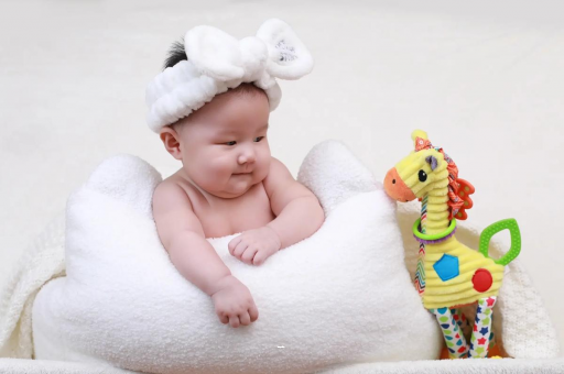 鞍山宝宝头上的旋 鞍山宝宝头上的旋